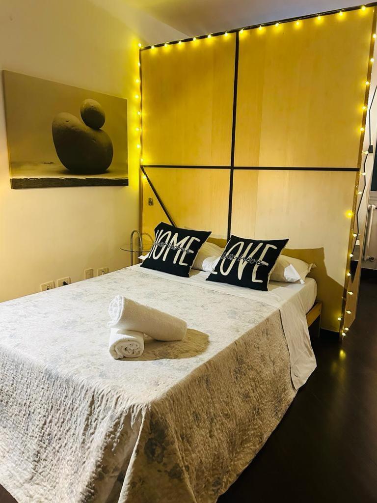 Easy Room Italy Prada Μιλάνο Εξωτερικό φωτογραφία